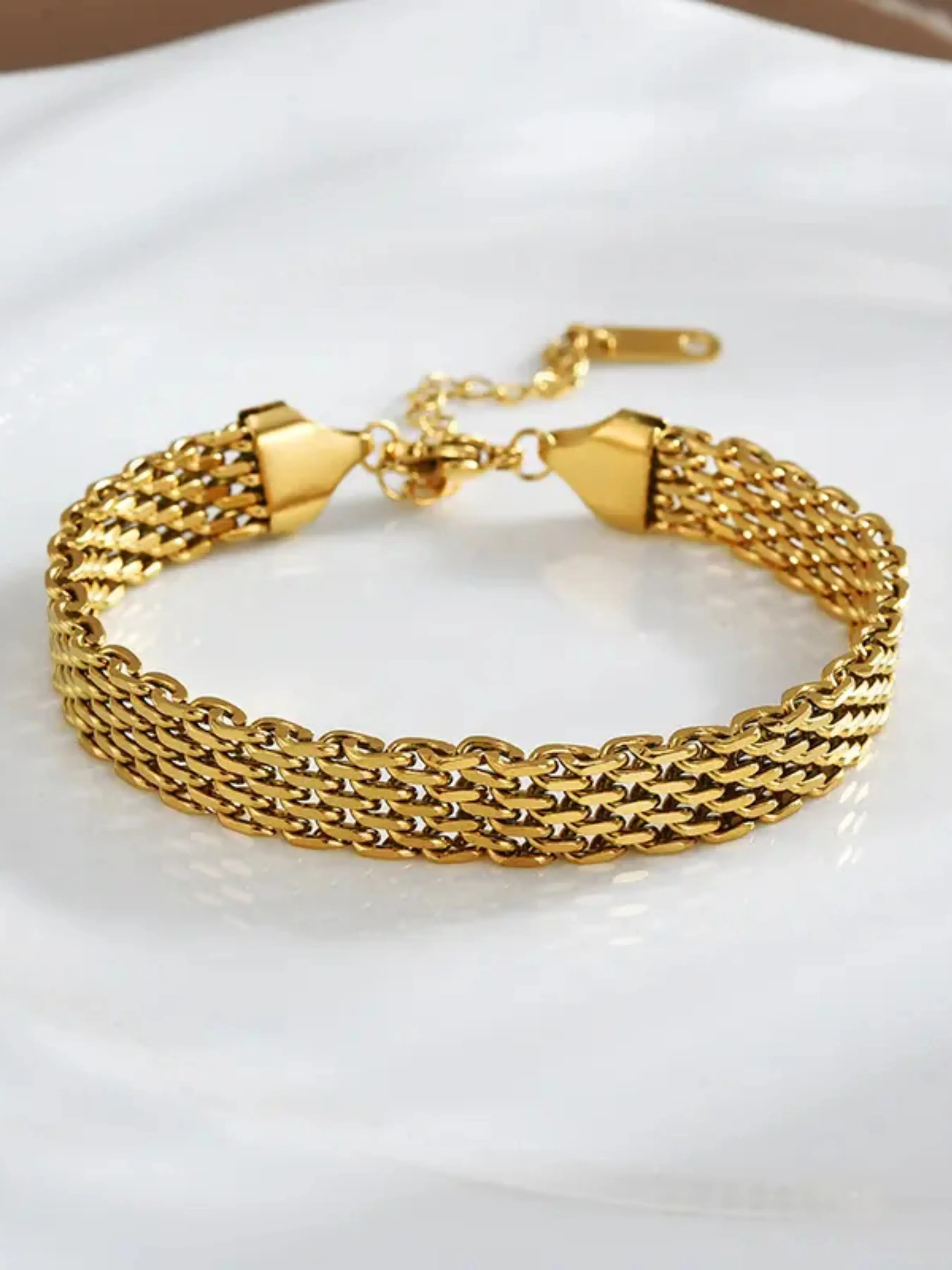 Trendy Thick Mesh Chain Bracelet for Ladies, 18K Gold Plated Waterproof Stainless Steel Adjustable Cuff, Lightweight Anti-Fade Woven Metal Wrist Jewelry, Versatile Statement Bracelet for Casual Club Work Outfits, Perfect Holiday Gift for Women