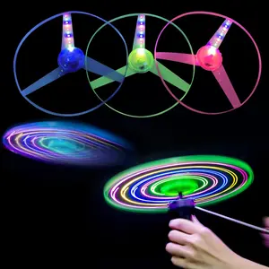 4 Sets LED Flying Set, Fun Flying Saucers Toys for Kids with Flashing Lights, Flying Toy Outdoor Toys Glow in The Dark Party Supplies Party Favors for Kids 4-8 8-12fidget toys