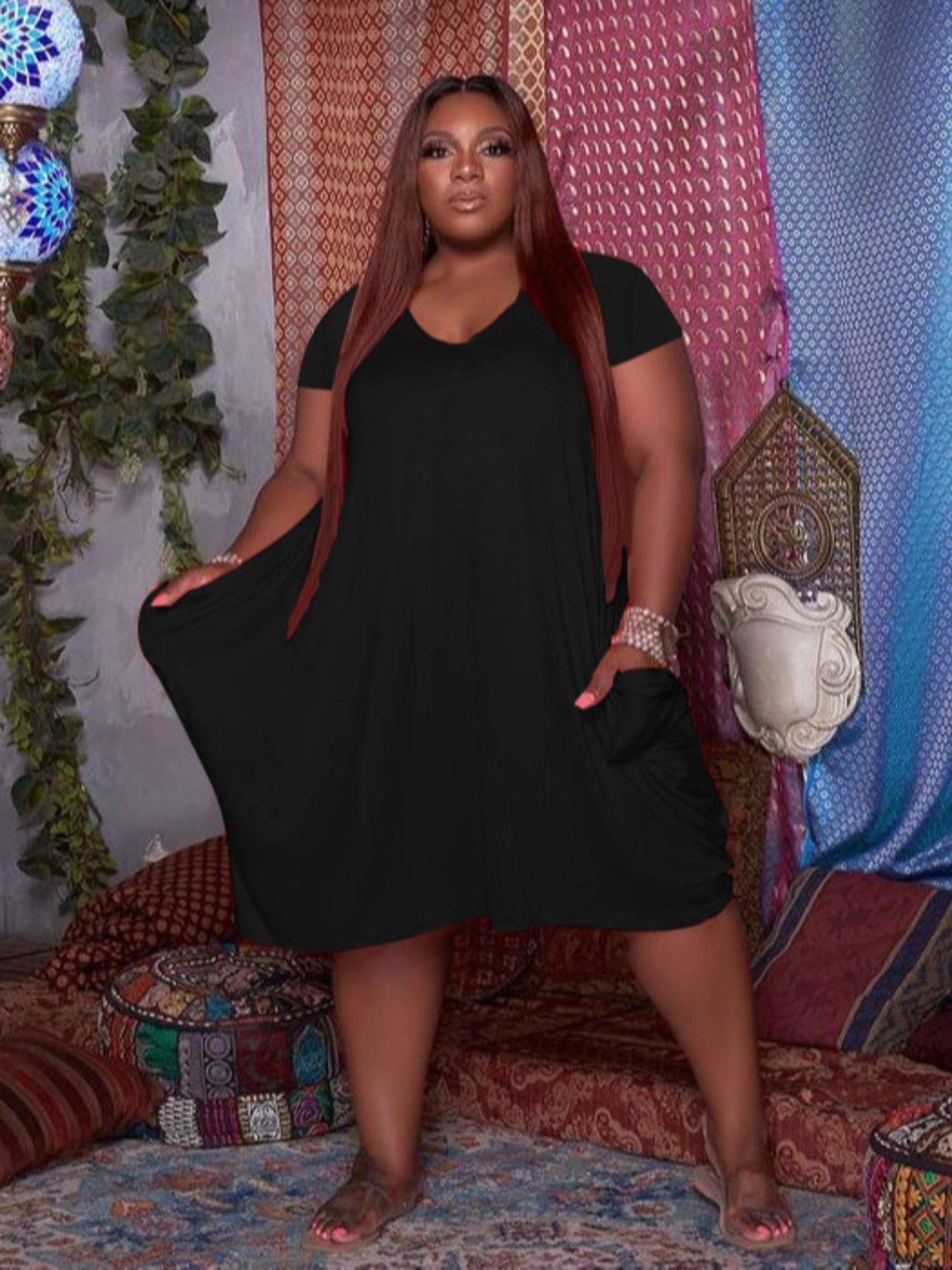 Plus Size T-Shirt Dress with Pockets, Loose-Fitting Short Sleeve Casual Dress for Summer, Comfortable Knit Fabric, Casual Wear