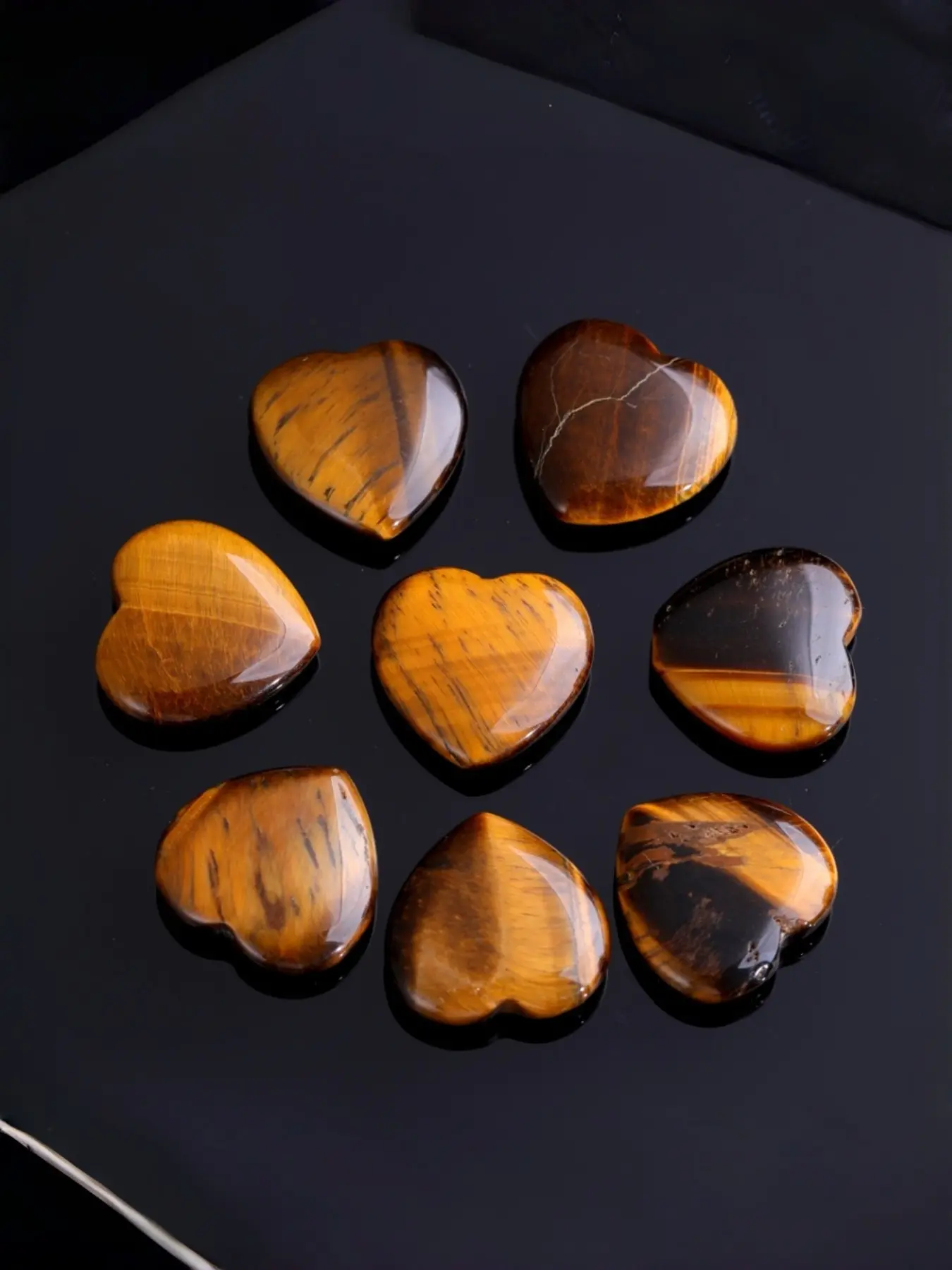 8 Natural Tiger Eye Stones, Elegant Heart-Shaped DIY Jewelry Kit, Perfect for Unique Accessories, Ideal Gift for Enthusiasts