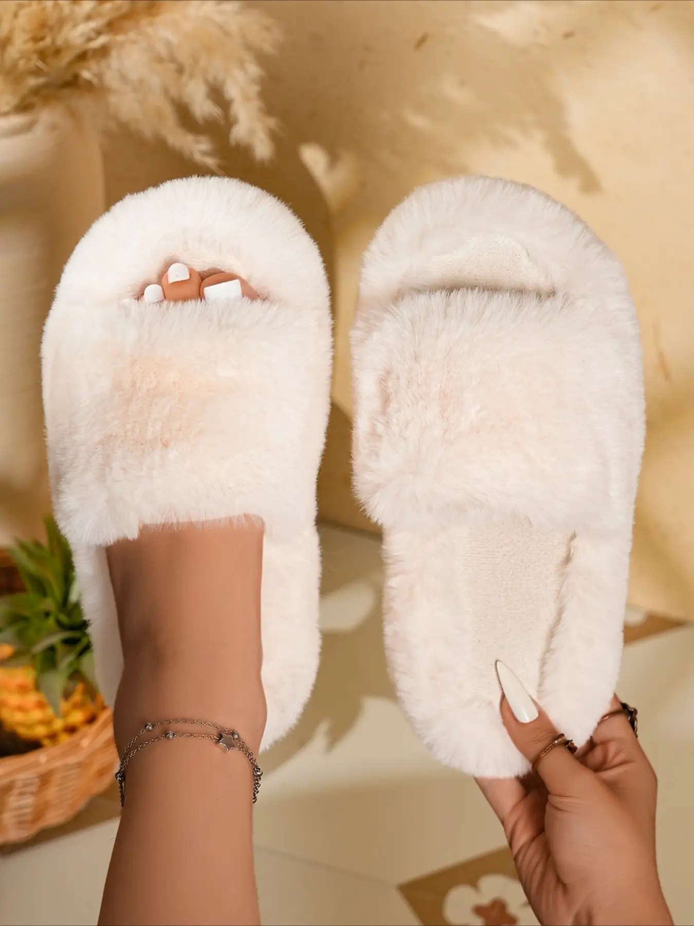 1 Pair Women's Thick Faux Rabbit Fur Open Toe Fluffy Slide Slippers, Soft Warm Non-Slip Flat Furry Slides, elegant slippers, Minimal Lazy Style Versatile Footwear for Bedroom, Dorm, Indoor & Outdoor Daily Wear