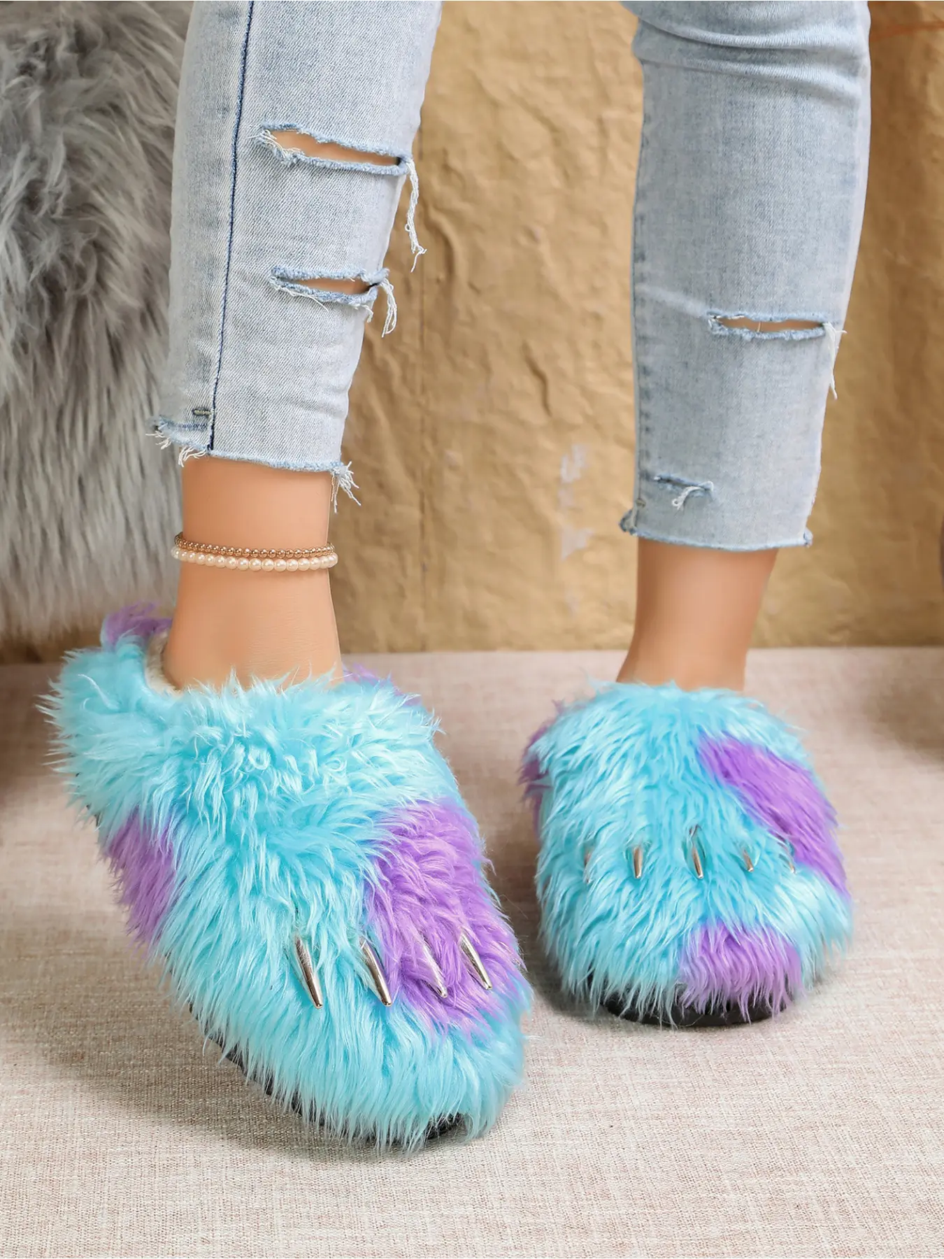Funny Monster Bear Claw Fuzzy Slippers Unisex Winter Warm Fluffy Plush Mule Slides Non Slip Thick Sole Indoor Outdoor Home Bedroom Holiday Party Fashion Casual House Shoes Footwear