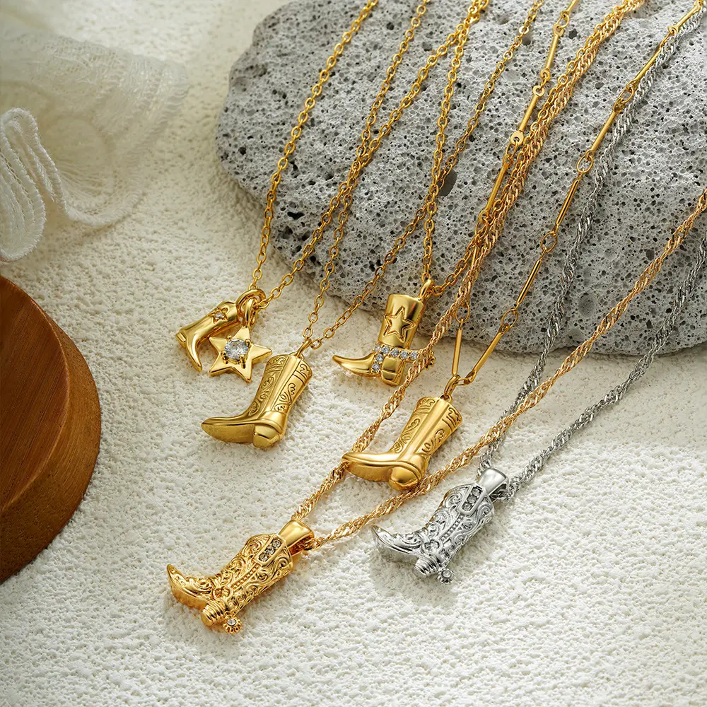 18K Gold Stainless Steel Zircon Necklace, Western Cowboy Boots Carved Vintage Horseshoe Pendant, European and American Accessories