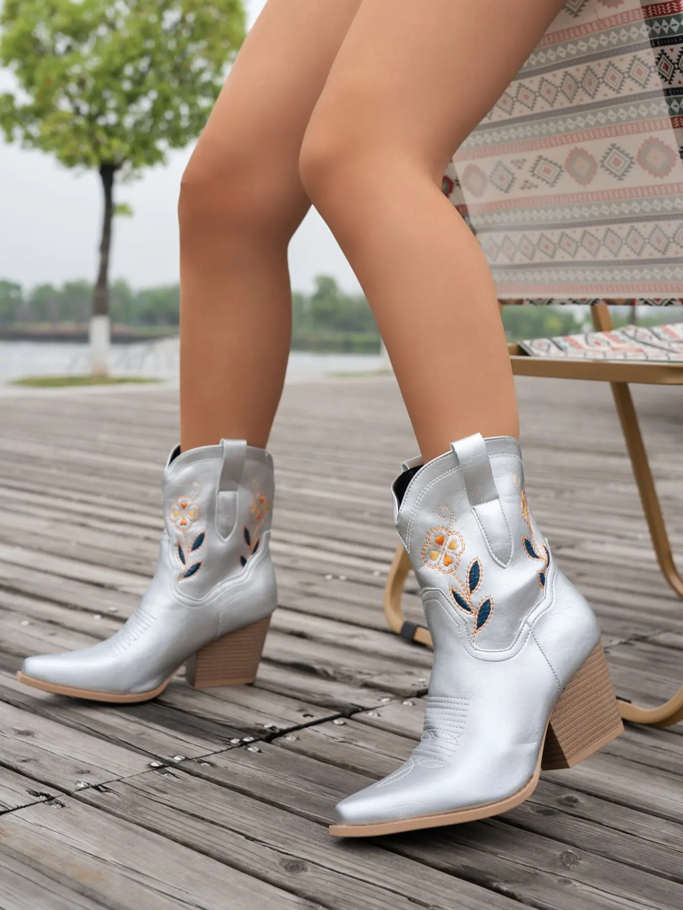 Women's Chunky Heel Embroidered Silver Color Western Boots, Square Heel Pointed Toe Mid-Calf Boots, Fashion Multi-Functional Cowboy Boots
