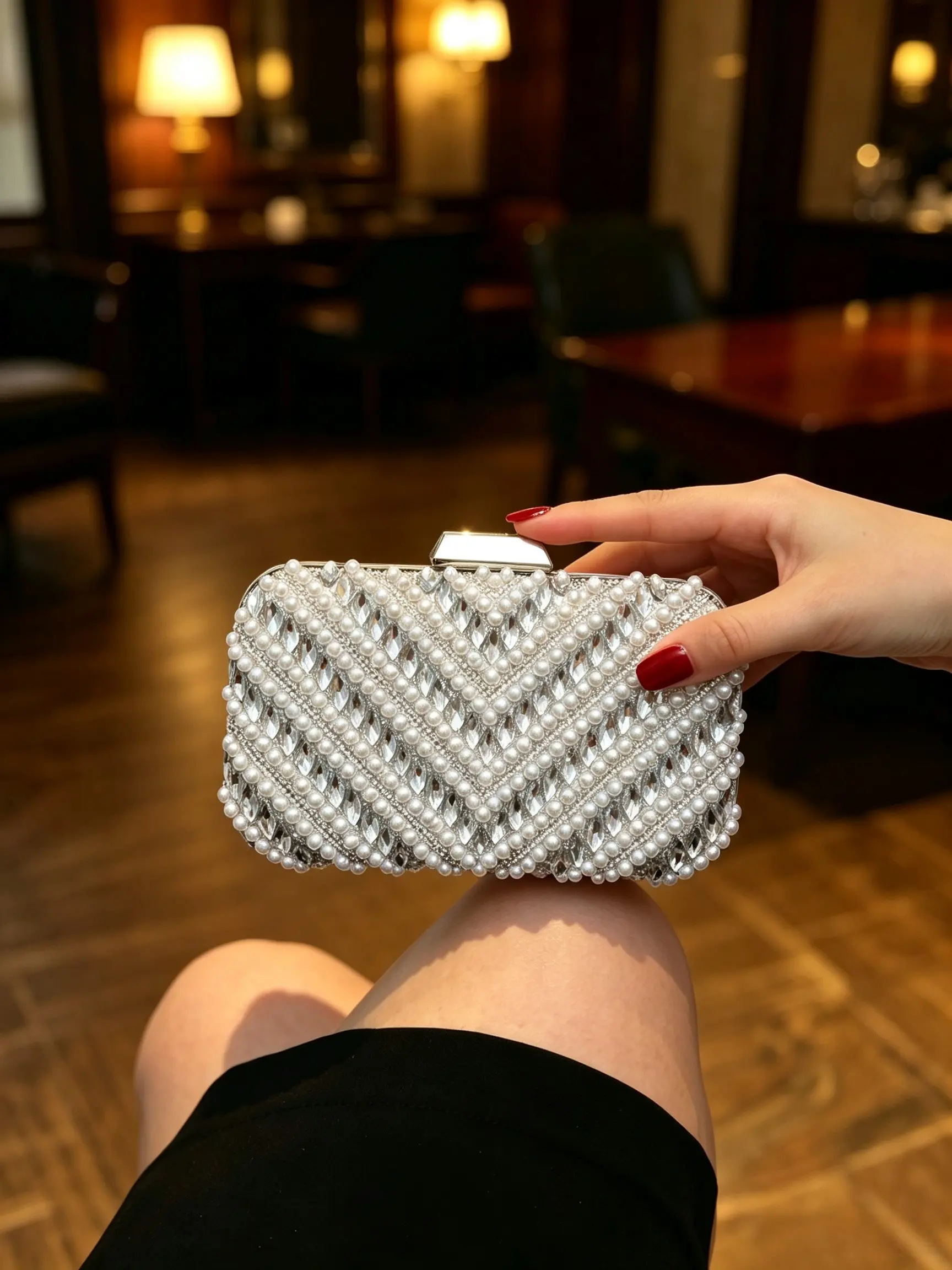 All Over Bling Rhinestone Crystal Pearl Striped Formal Evening Clutch, Evening Chain Purses, Silver Rectangle Hard Shell Bag Chain Shoulder Handbag for Prom Gala, Marquise Crystal & White Pearl Diagonal Stripe