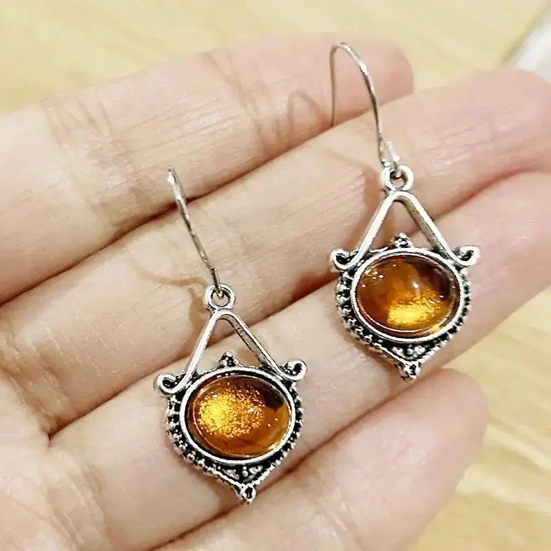 Bohemian Style Amber Pendant Earrings Suitable for Anniversary Birthday Creative Retro Geometric Orange Gemstone Inlaid Earrings