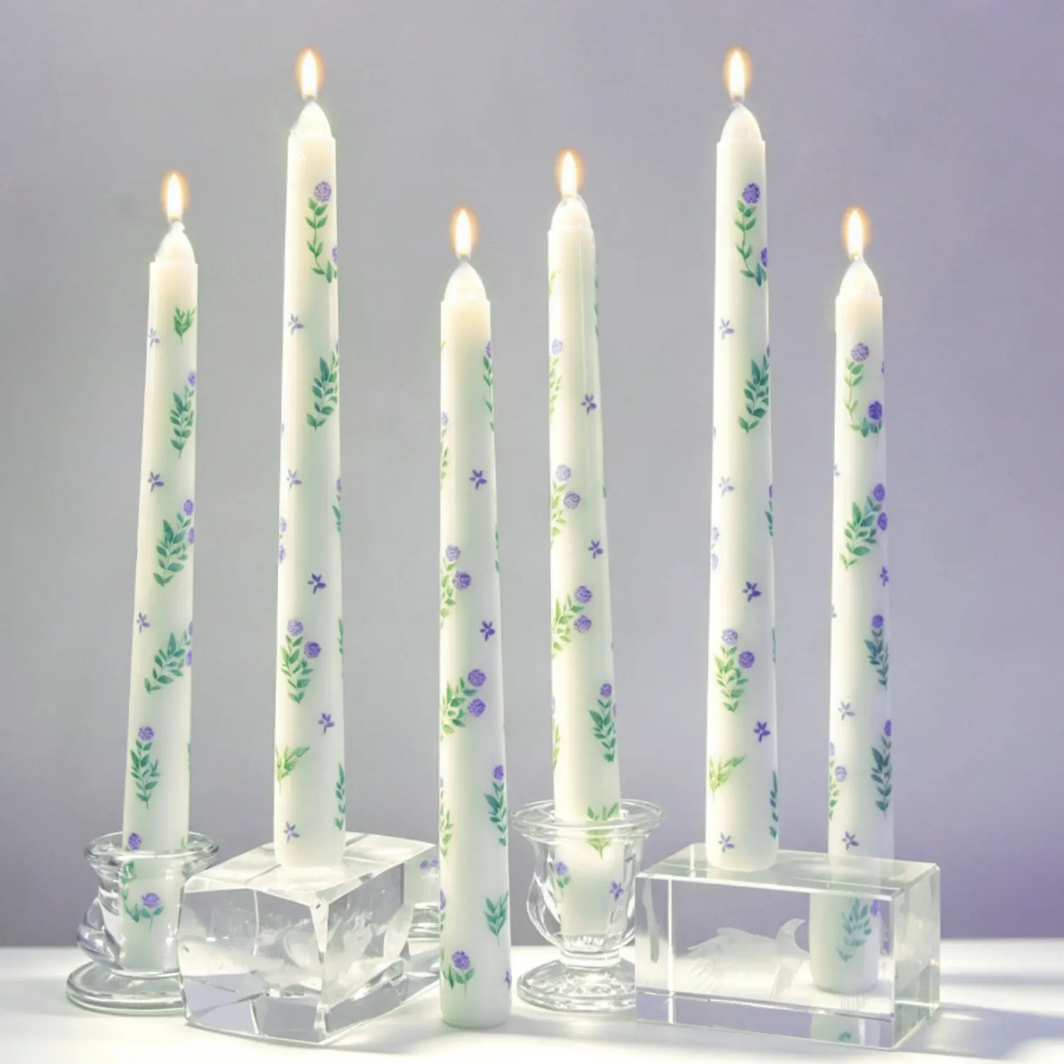 White Taper Candles with Light Blue Hydrangea Print, 9.84inch Long Unscented Dripless Candles, Elegant Floral Candlesticks for Wedding, Dinner & Home Decor, Pack of 6