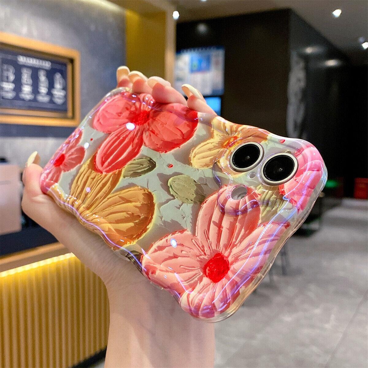 Colorful Retro Oil Painting Printed Flower Laser Glossy Case for iPhone 17 Pro Max 16 15 14 13 Cute Curly Wave Edge Exquisite Phone Cover Stylish Durable TPU Protective Case for Girl Women