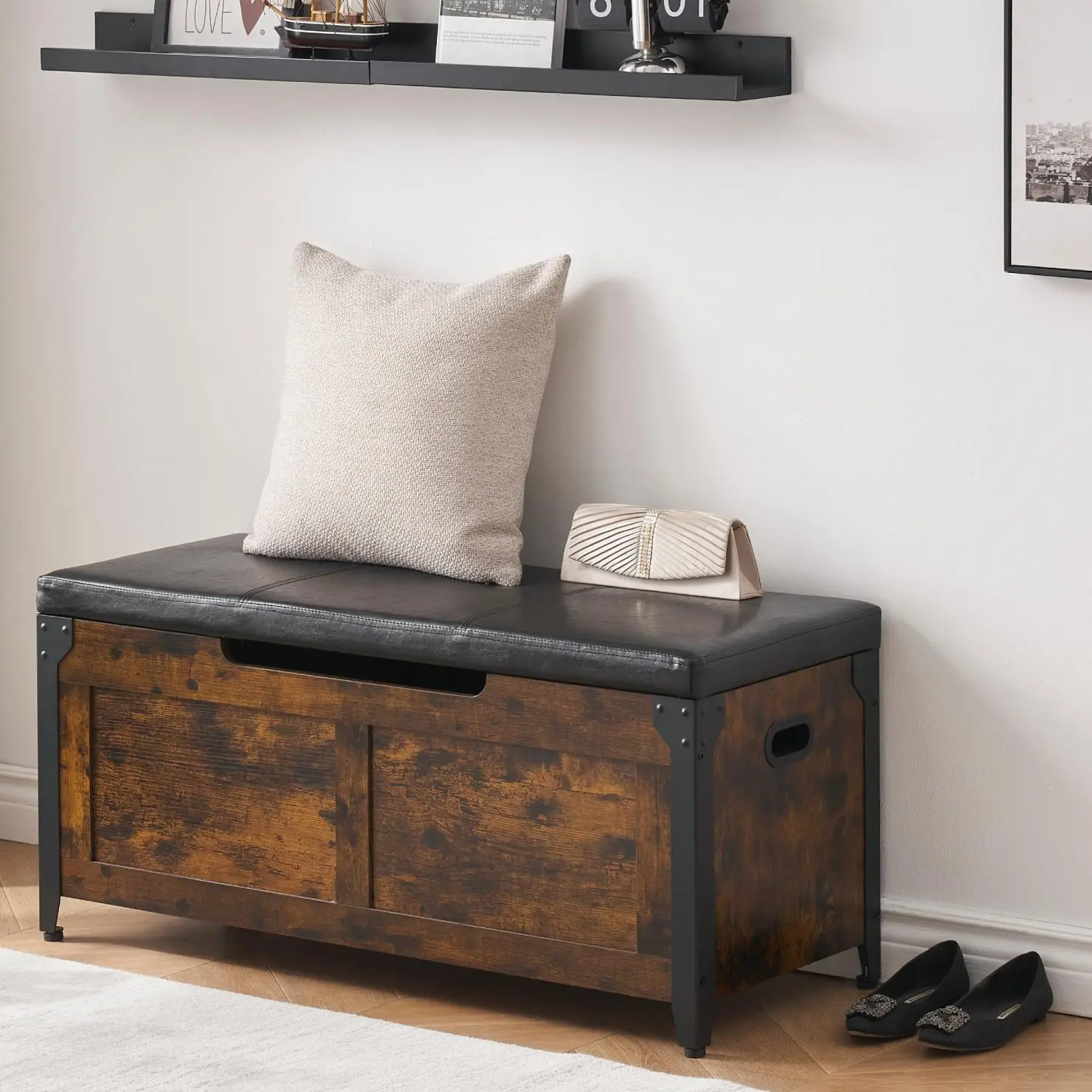 Storage Bench with Safety Hinges, Storage Chest with Flip Top, Supports 300 Lb, Storage Trunk Wooden Entryway Bench for Bedroom/Living Room/Entryway