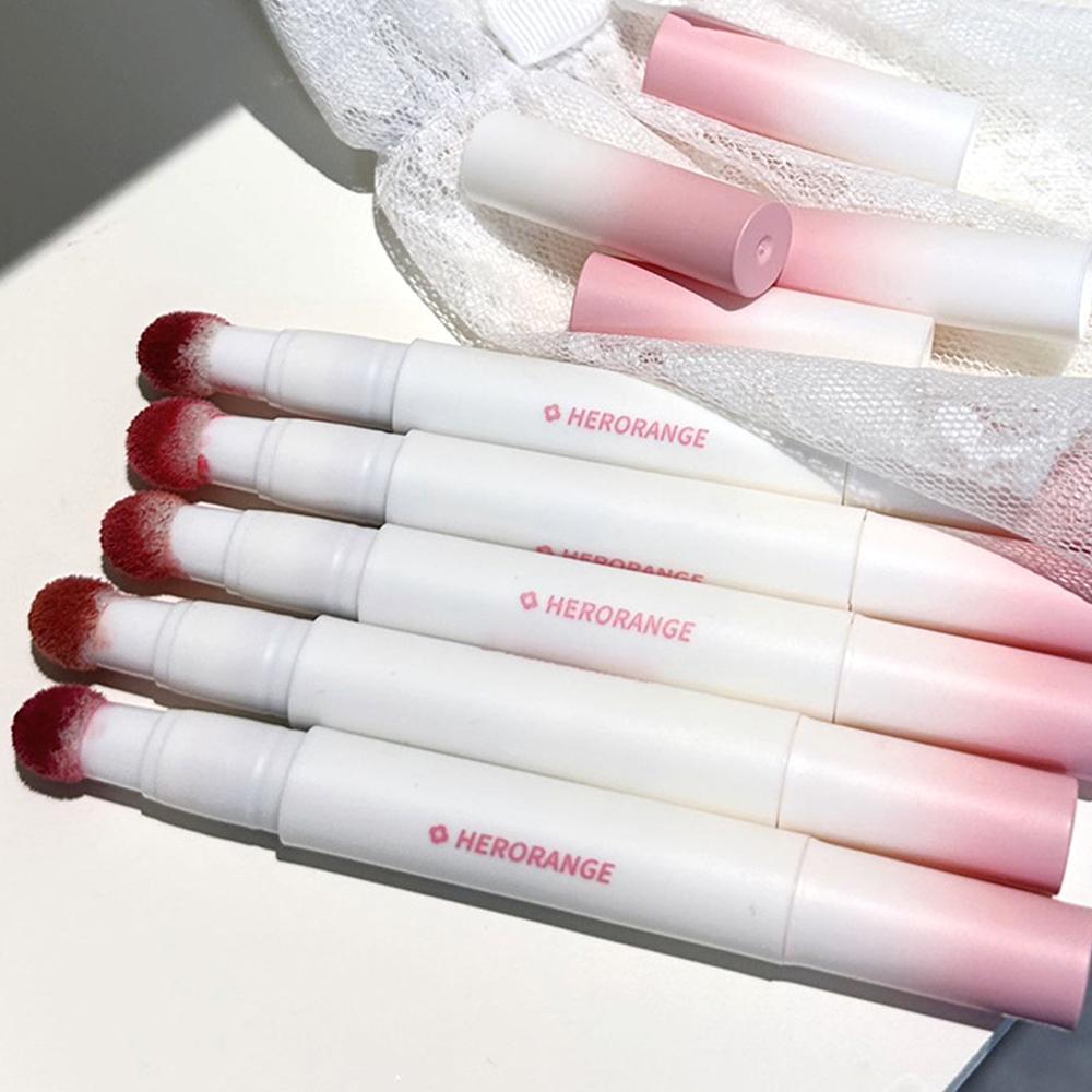 Compact Fur Ball Sponge Head Matte Lipstick for Music Festival Makeup, 1 Count Velvet Matt Finish Lip Gloss for Girls, Lip Moisturizer, Trending Makeup, Summer Makeup, Korean Makeup, 2000s Makeup, Moisturizing