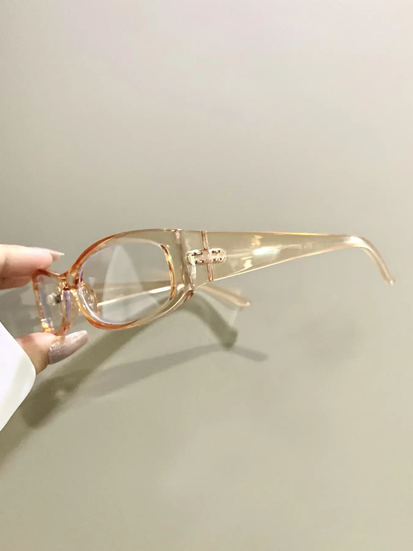 Narrow Frame Retro Rectangular Glasses, Eyeglass Frames, Stylish and Minimalist Eyewear for Men and Women, Trendy Rectangle Frame, Metal Hinges