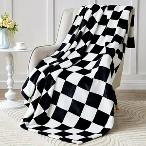 1pc Classic Black and White Checkered Sofa Blanket, Ultra-Soft, Comfortable, Skin-Friendly, and Easy to Clean Small Throw Blanket. Classic Black and White Checkered Home Decorative Blanket, Bed Blanket. Suitable for Home, Office, Nap Blanket