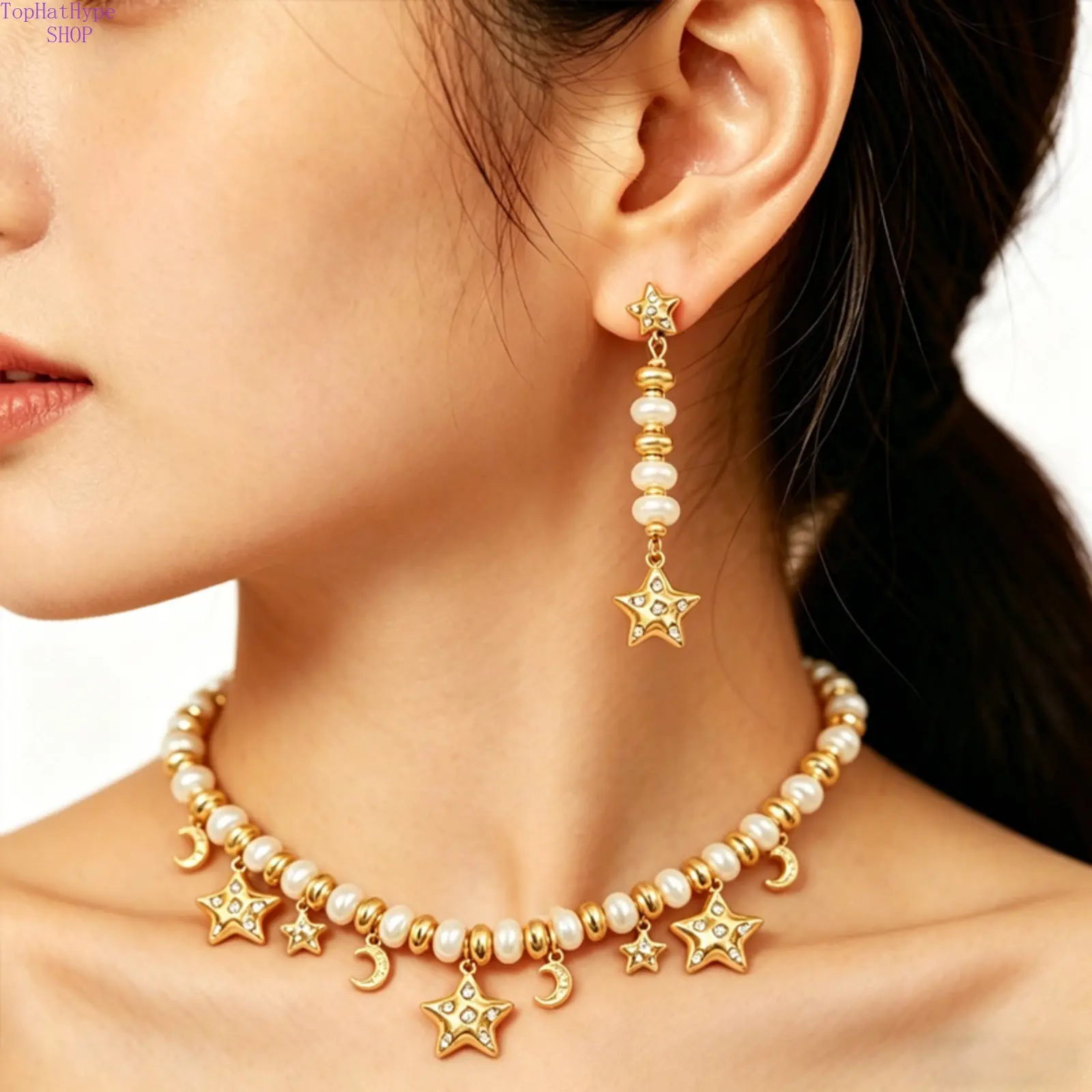 Stylish pearl necklace and earring set—elegant, classic pearl accessories with a minimalist aesthetic. Versatile and refined, this set is perfect for everyday wear, parties, dates, and both casual and formal occasions.