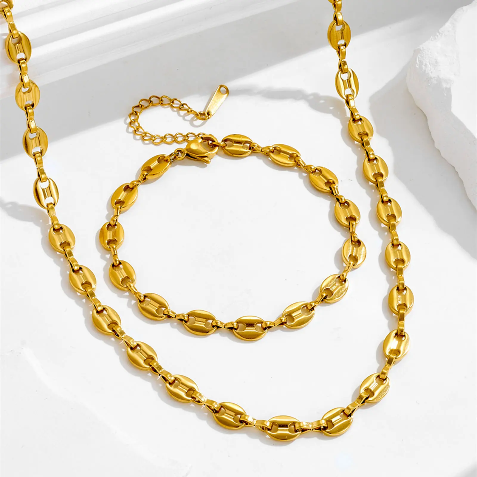 Stainless Steel Coffee Bean Link Jewelry Set, Gold Pig Nose Chain Necklace & Bracelet, Trendy Oval Link Stackable Streetwear Accessories for Women
