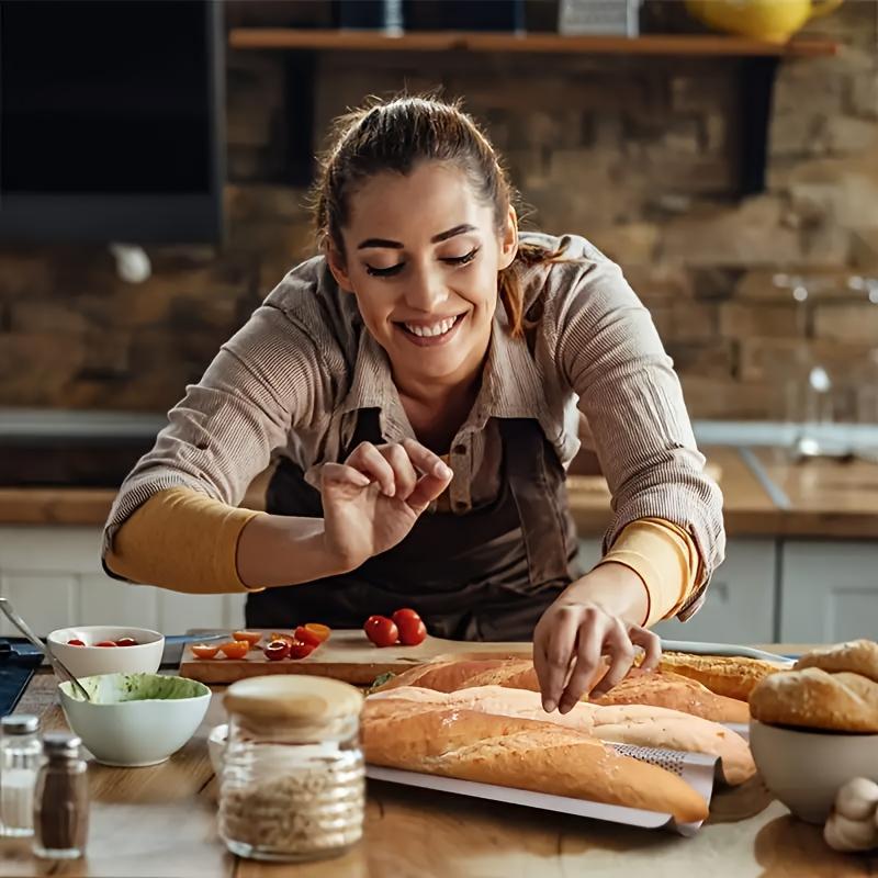 Baguette Pan, French Bread Pan, Non-stick 3-slot Perforated Italian Bread Pan Mold Long French Bread Pan, Perfect for Thanksgiving & Everyday Baking, Golden
