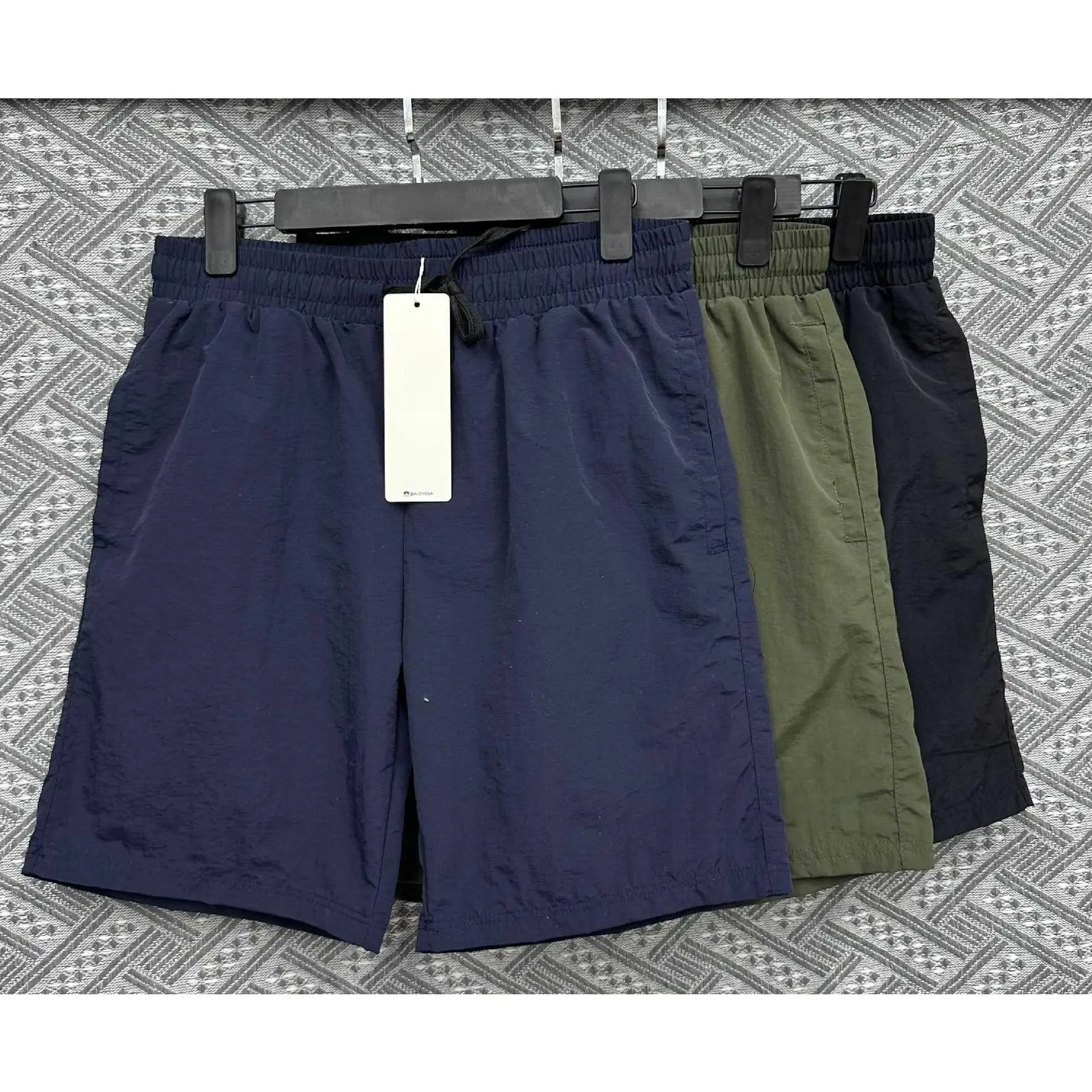 New Yoga Quick-Dry Shorts for Men, Summer Casual Sports Shorts, Loose Drawstring Solid Color Nylon Pants