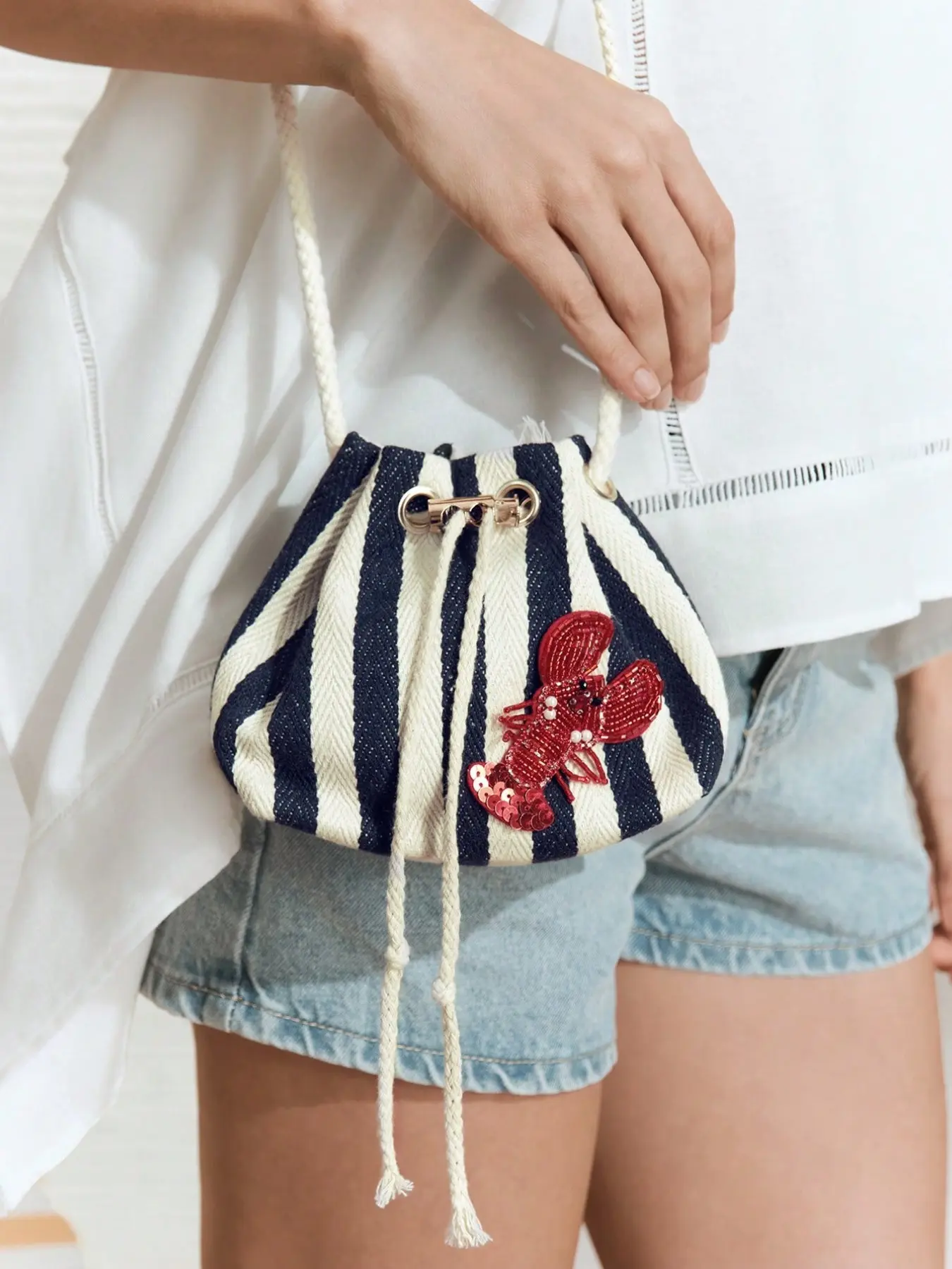 Striped Crab Beaded Drawstring Bucket Bag, Mini Canvas Crossbody Bag, Summer Ocean Style Portable Coin Purse