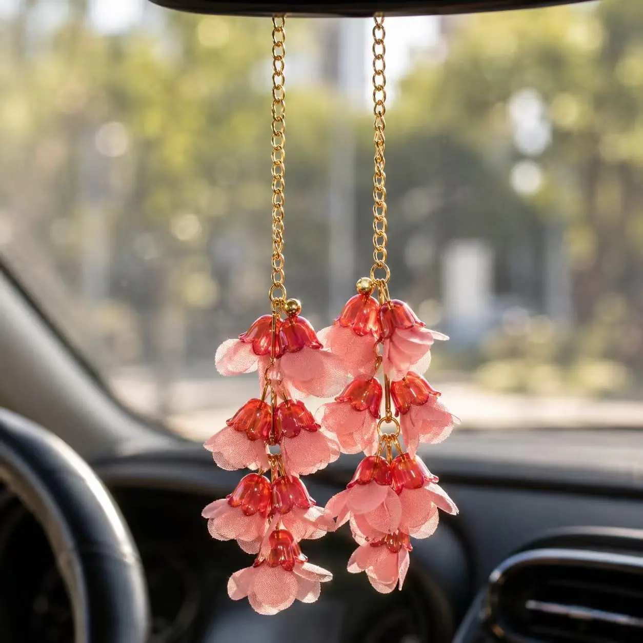 Lily-Of-The-Valley Car Hanging Ornament, Rearview Mirror Decor, Resin Flower Bead Car Interior Pendant, Unisex Automotive Accessory