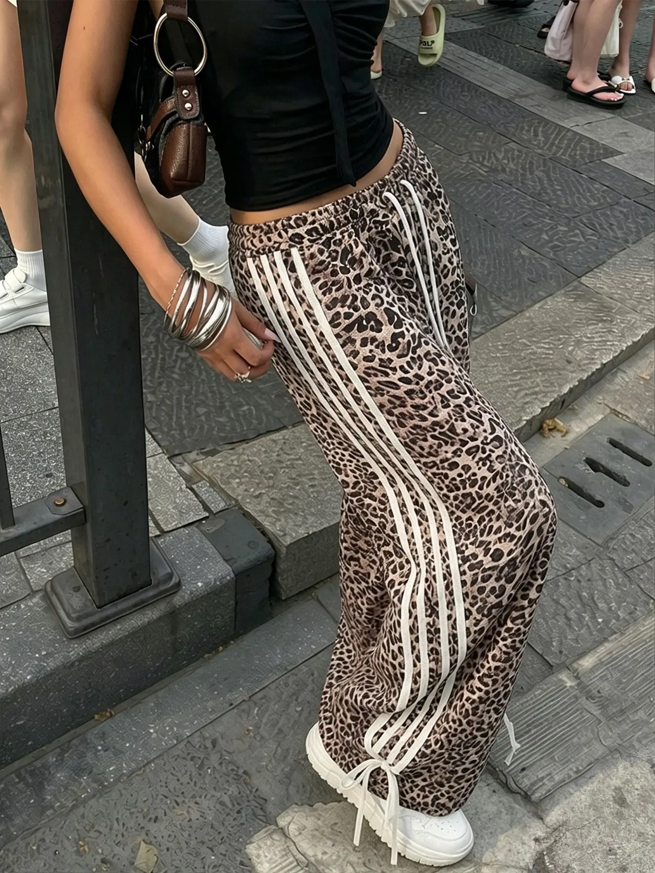 Women Flared Pants, Leopard Print Side Striped Drawstring Trousers, Y2K Streetwear Bootcut Pants For Ladies Daily Street Outfit