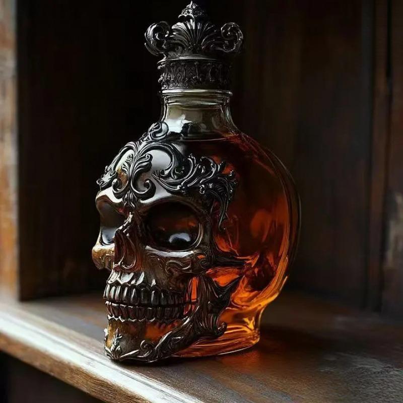 Sovereign Skull Whiskey Decanter, 350ml Gothic Skull Glass Liquor Bottle, Dark Style Empty Wine Vessel for Home Bar Decor & Gift