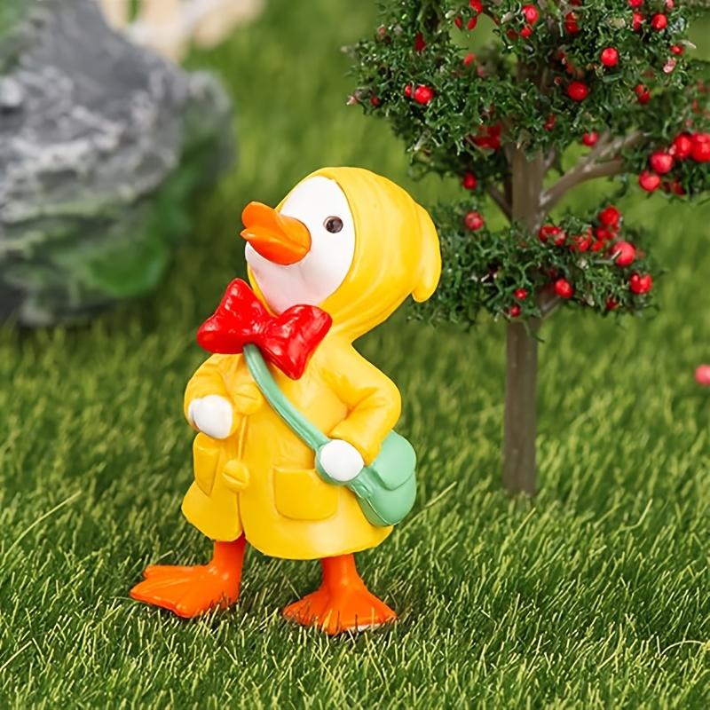 Miniature Figurines 4 Mini Ducks Fairy Garden Miniature Farm Figurines Moss Landscape Cute Ornaments Kit For Home Outdoor Décor Gift Desk Decorations (4 Mini Ducks In Yellow Raincoat)