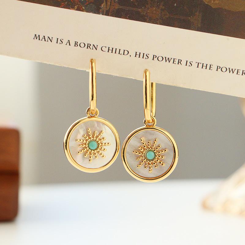 Elegant European American Minimalist Fashion Sun Shell Natural Stone Earrings Light Luxury Retro Exquisite Versatile Jewelry