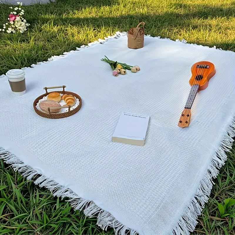 [Portable Thickened Blanket] Outdoor Blanket Portable Thickened Picnic Mat White Checkered Cover Blanket Bed Blanket Sofa Throw Camping Mat Beach Towel, Courtyard Garden Tent Pad Warm Blanket