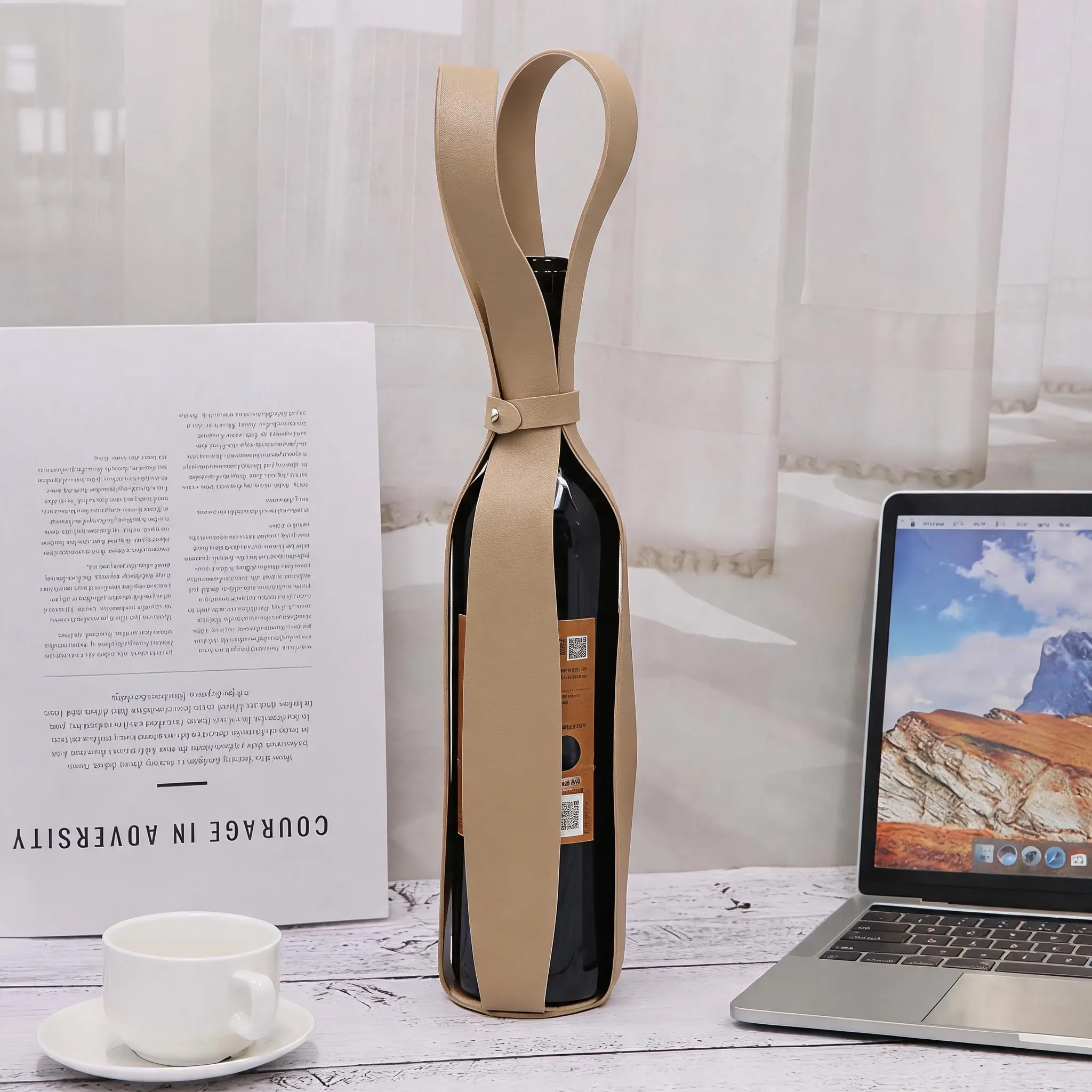 Wine Handbag, Gift Wine PU Case, Handheld Wine Rack, Champagne Leather Case, Hollow Out Portable Wine Bag, Elegant and Practical Design