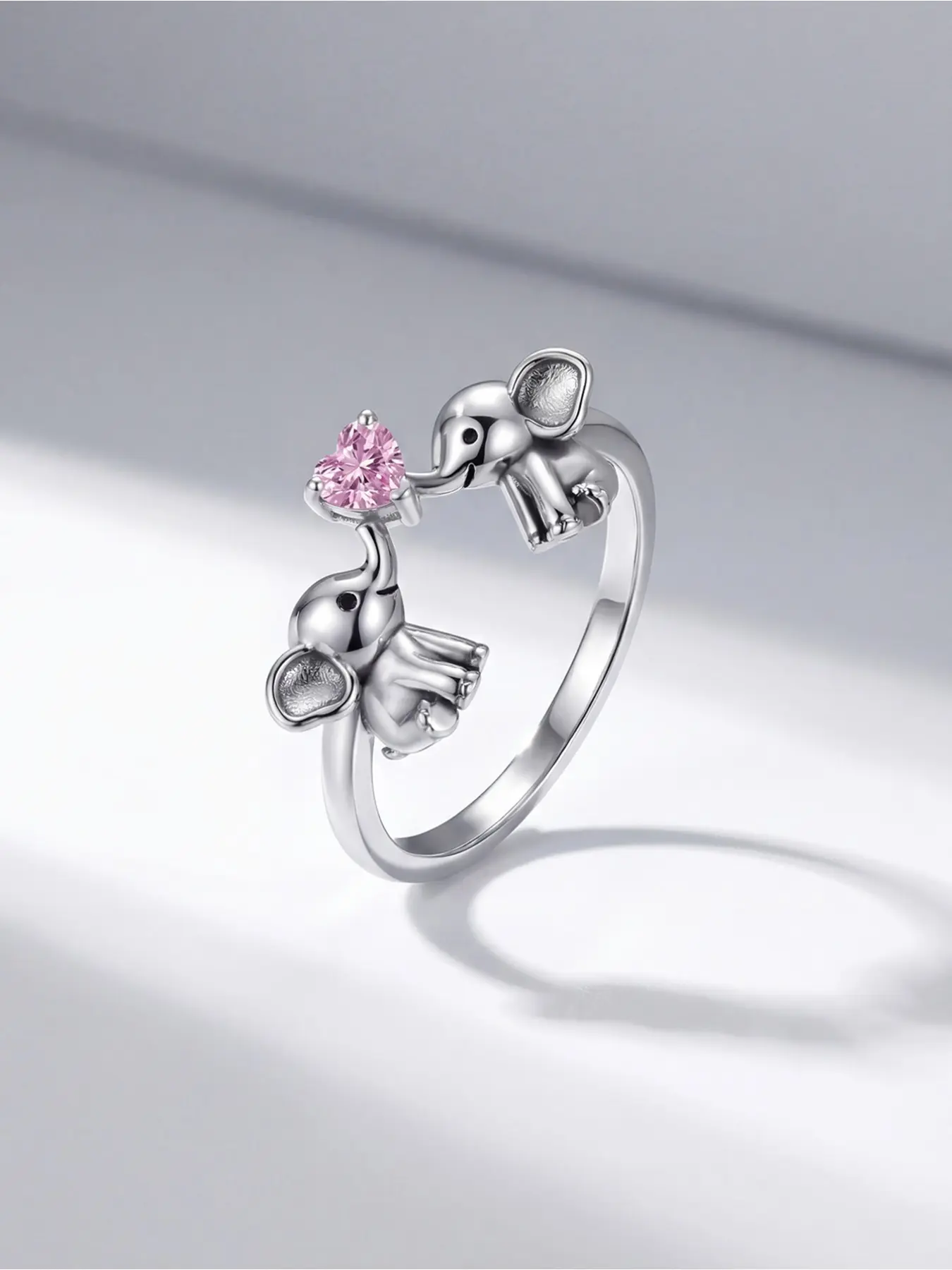 Delicate Silver-Plated Elephant Ring, Featuring Two Cute Elephants with a Sparkling Pink Heart Zircon Between Them, Perfect for Daily Wear