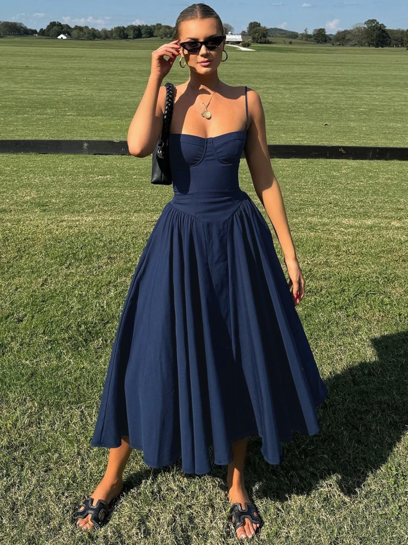Women's Plain Backless Bodycon Dress, Fitted Bodycon Dress, Elegant Slim Fitting Spaghetti Strap Sleeveless Dress for Party Club Holiday, Ladies Summer Clothes, Formal Elegant Dress, Elegant Cocktail Dress, Backless Evening Dress, Elegant Backless Design