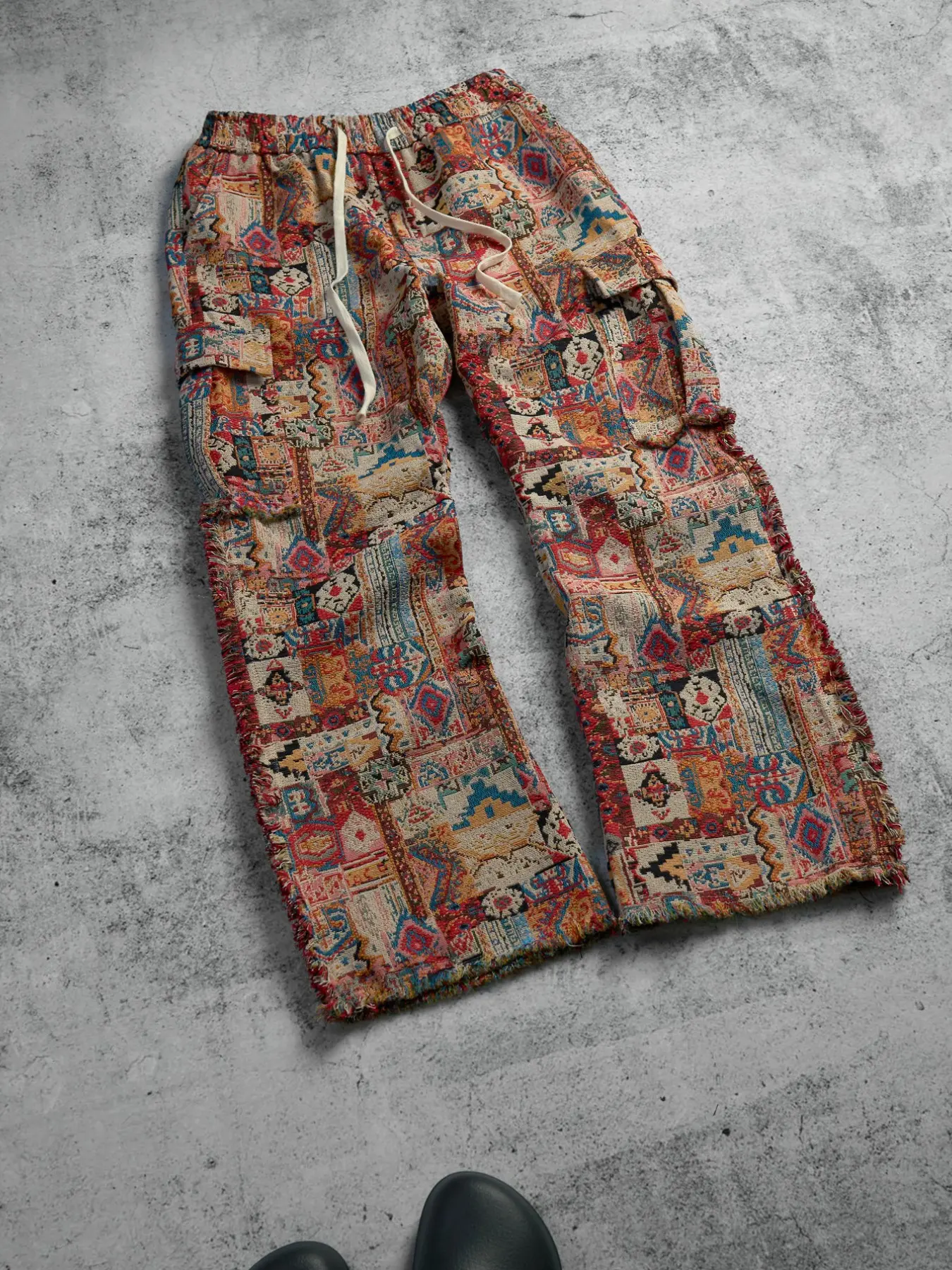 Men's Summer Breathable Ethnic Patchwork Workwear Bell Bottom Pants, Adjustable Casual Bottoms, Drawstring Waist Frayed Hem, Vintage Long Pants for All Seasons