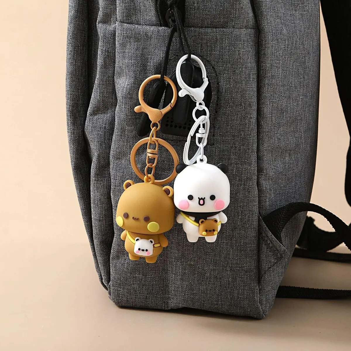 Cute Panda & Bear Keychain Figure Set, Kawaii Cartoon Animal Bag Charm, Collectible Mini Toy Doll Ornament for Backpack, Keys, Birthday Gift