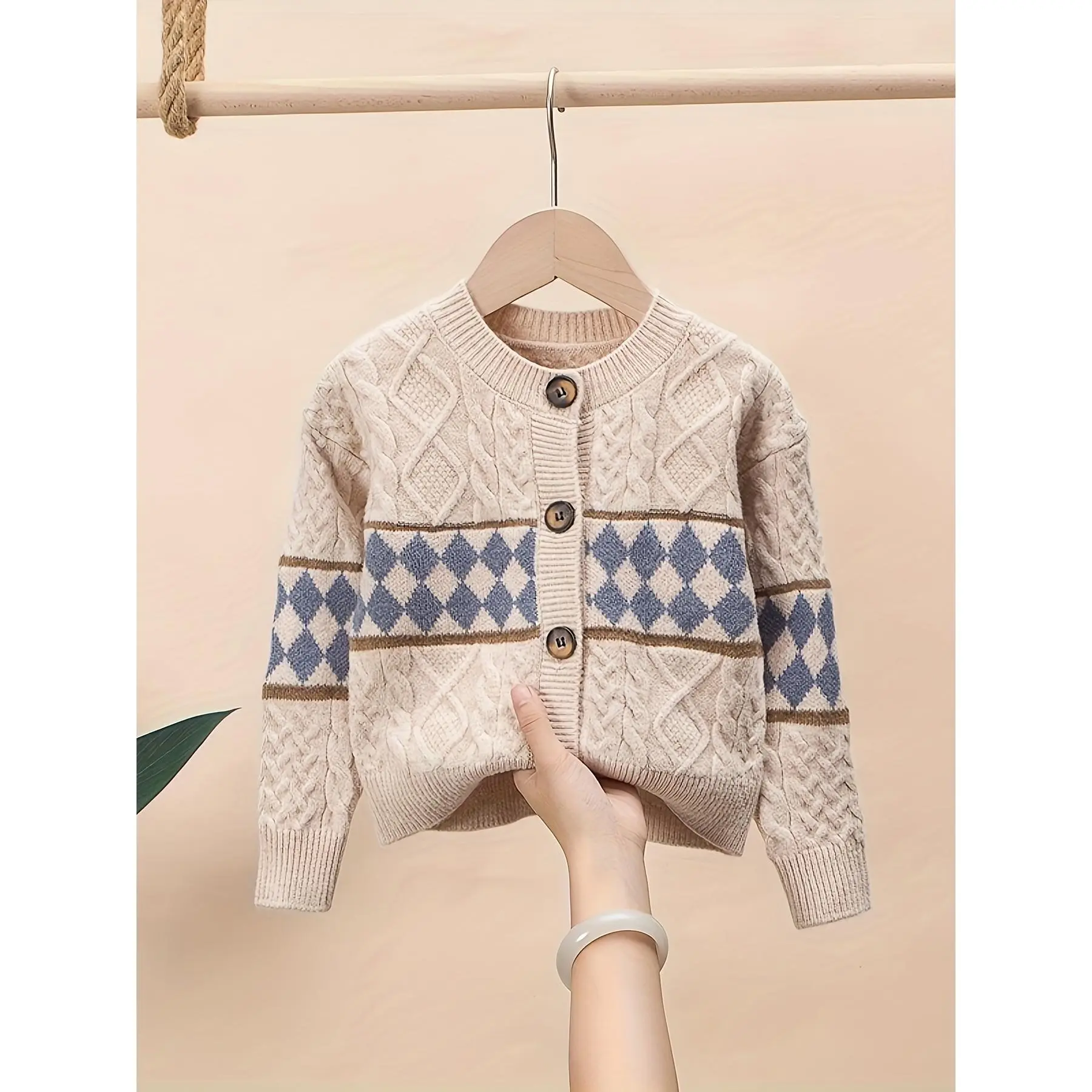 Boys & Girls College Style Argyle Knit Cardigan, neutral unisex sweater jacket. Soft breathable kids outer layer, timeless versatile knitwear, suitable for daily outfits, campus styling and all kinds of outdoor activities for children in spring