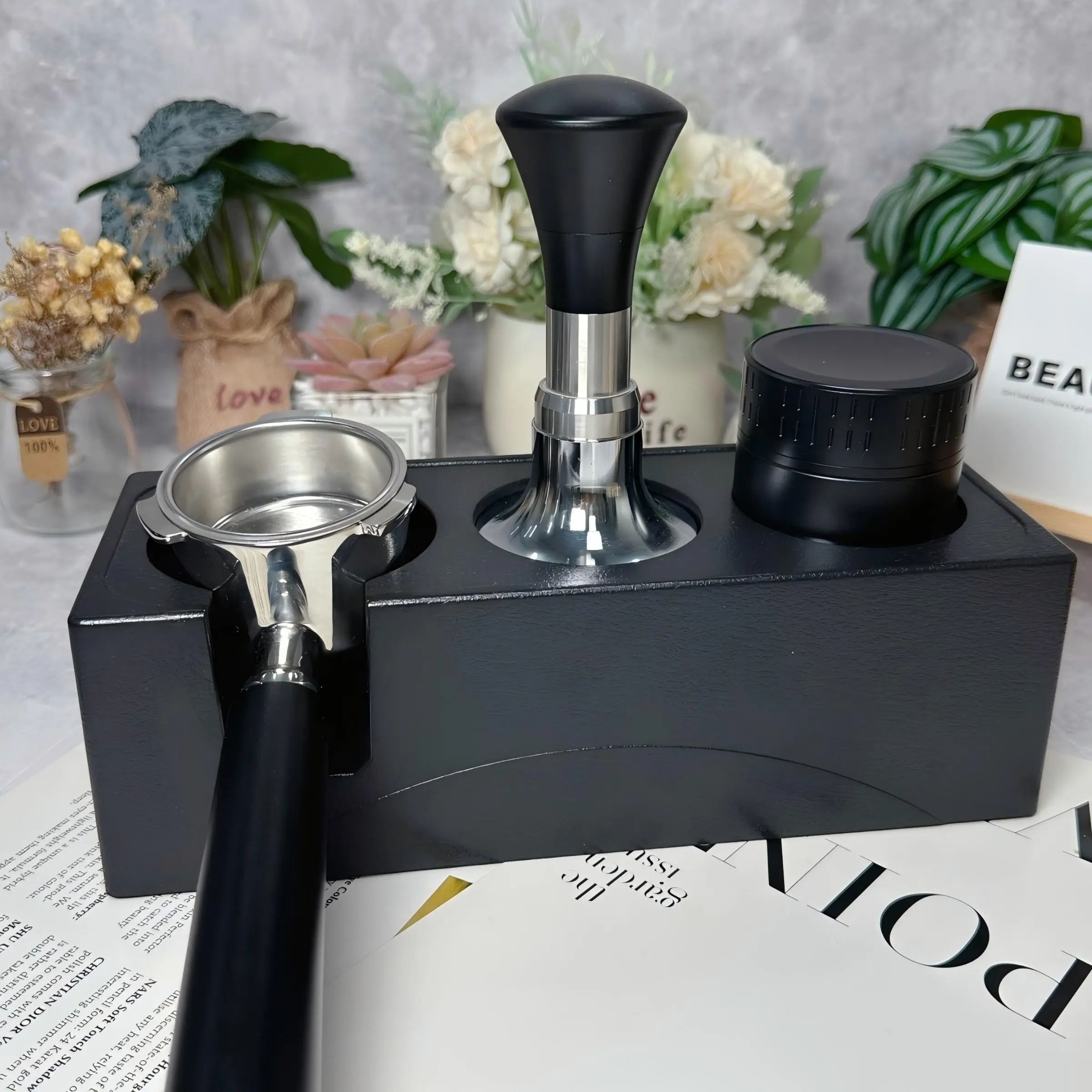 Espresso Tamping Station, Espresso Coffee Organizer Box Fit for Storage 51/53/ 58MM Espresso Tamper, Espresso Accessories Coffee Equipment Multifunctional Tamper Station Base for Worktop Counters Coffee Bar Kitchen (Black)