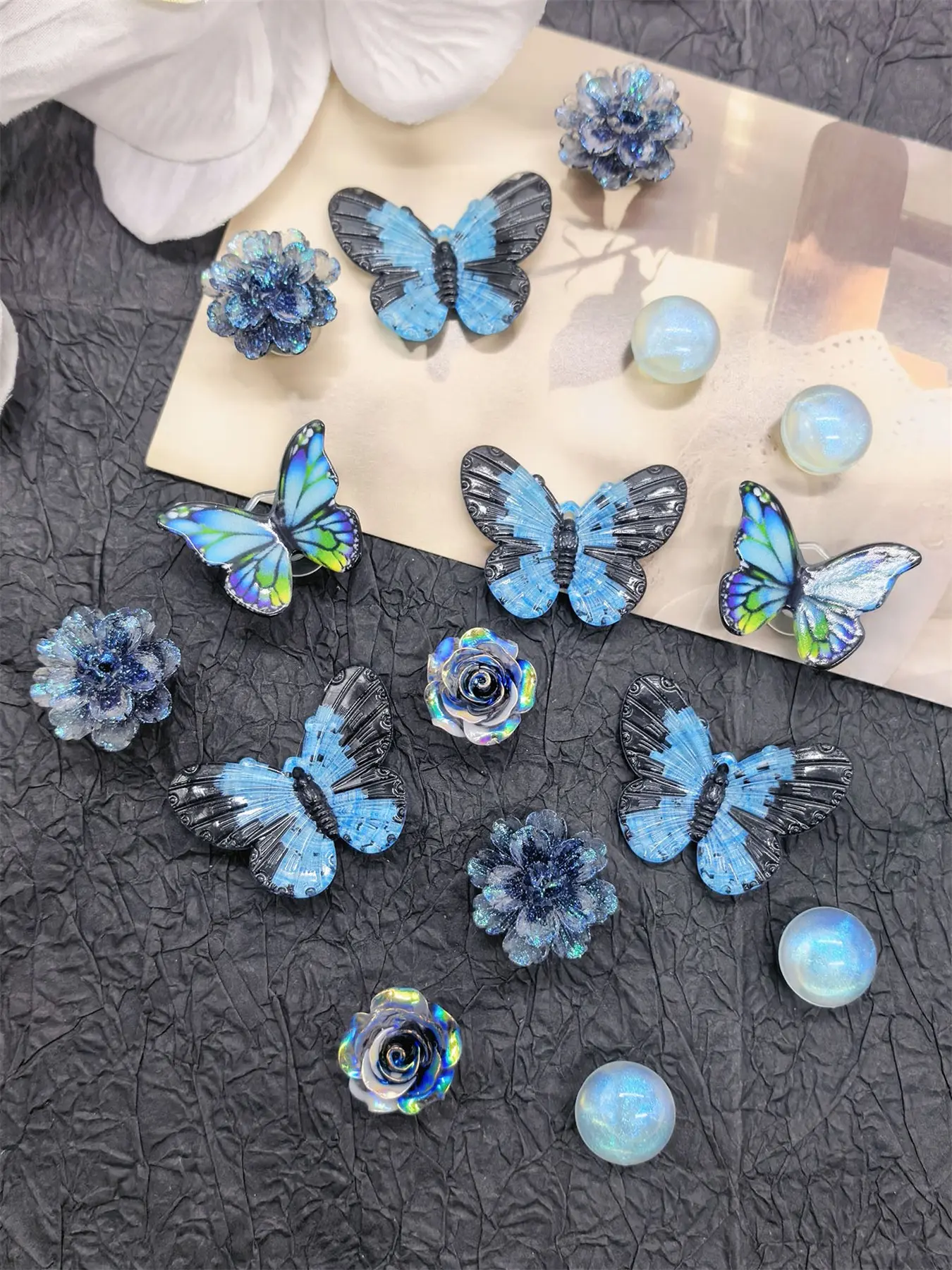 16PCS Black Blue Butterfly ABS Shoe Charms, Decorative Shoe Accessories, Shoe Embellishment Set, Flower Clogs DIY Decorations Shoe Clips Fit Women Slides Sandals Xmas Party Ornaments Gifts