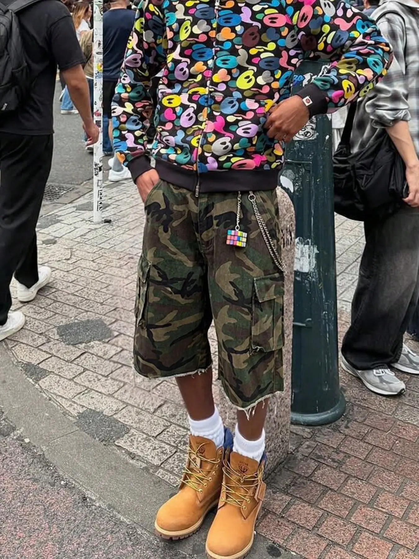 Men's Vintage Camouflage Cargo Shorts, Military Print, Loose-Fit, Street Style, Durable, Casual, High-Waisted, Multiple Pockets, Casual Streetwear Shorts