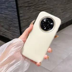 Available in two colors Extremely simple style Suitable for Realme phone cases, suitable for Realme16Pro,15T,14T,13,12,C85,C75,C71,C63,Note80,70,50,NarzoN65,N63,N55,N53,4G,5G,Pro,Plus Various series and models of phone cases Lightweight and practical