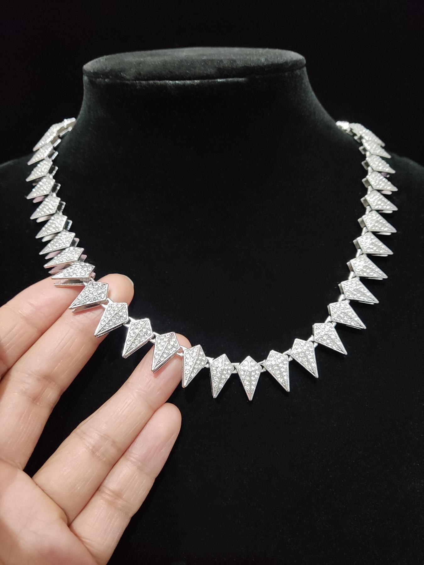 Rhinestone Decorated Rivet Shaped Chain Necklace, Fashion Zinc Alloy Exquisite Chain Jewelry for Women and Men, Casual All-match Accessories for Party, Daily Clothing Decoration, without Box