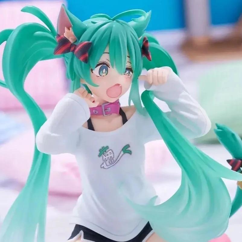 Hatsune Miku Model Anime Girl Figures Cat Ear Sitting Posture Short Sleeved Pajamas Figurines Car Decoration Doll Kids Toys Gift