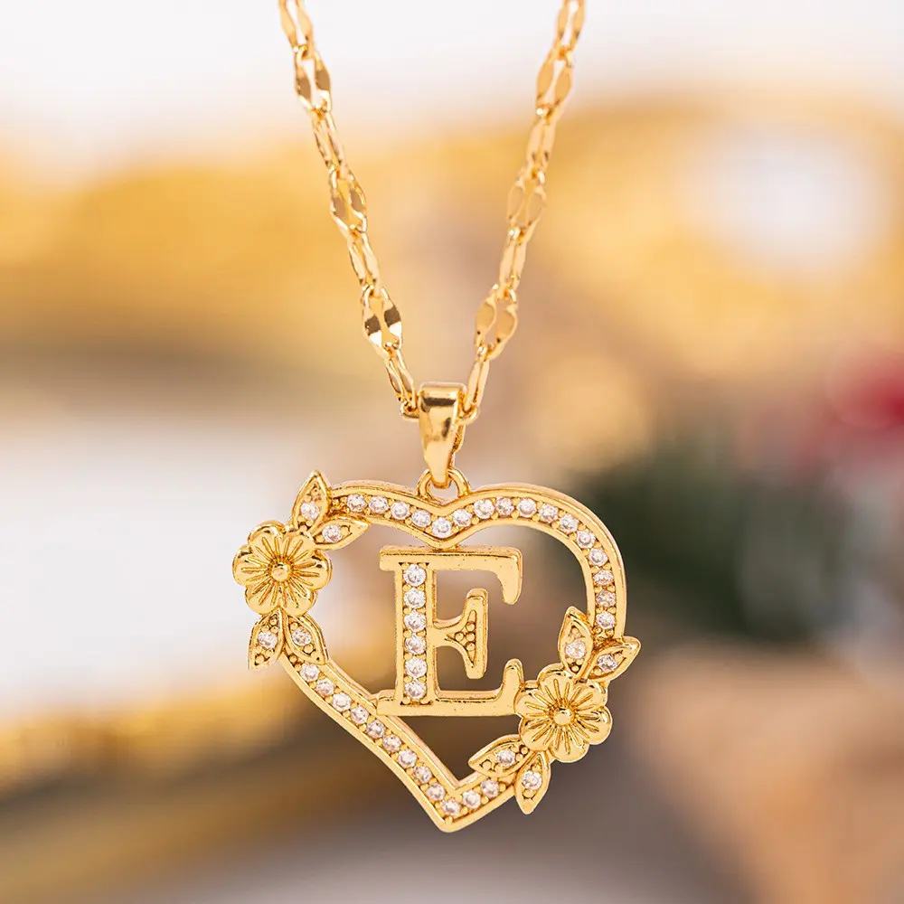 26 Letter Initial Necklace for Women, Dainty CZ Zircon Pendant Necklace, Personalized A-Z Letter Jewelry, Trendy Minimalist Collarbone Chain, Everyday Layered Look, Date Night Gift