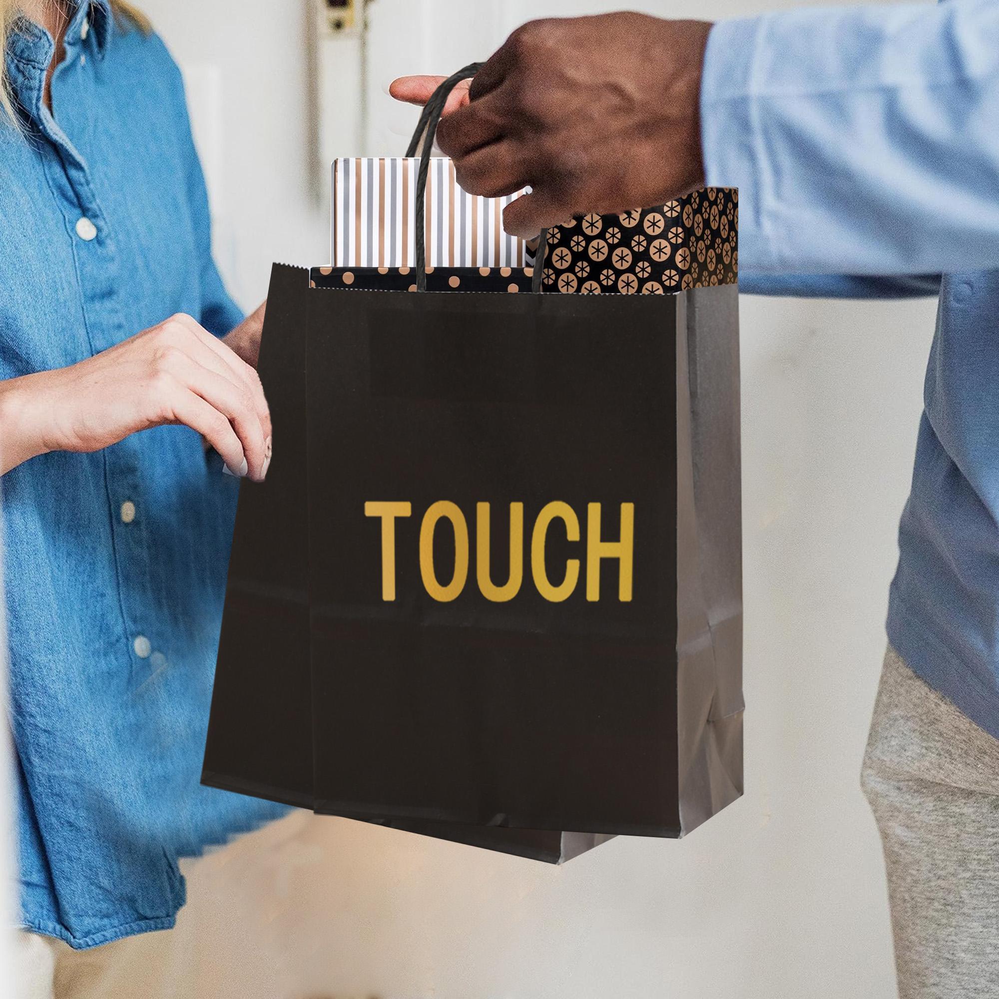 Black Paper Gift Bags with Handles, 5-Count Gift Wrapping Bag Set for Birthday, Wedding and Anniversary, Party Gift Packs, Graduation Gifts and Mystery Birthday Gifts for Him or Her