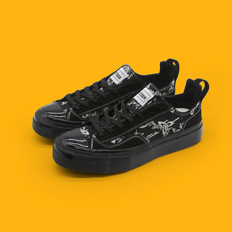 Black Distressed Camo Jacquard Suede Patchwork Canvas Sneakers Unisex Full Black Chunky Platform Low Top Grunge Gothic Street Skate Shoes for Men Women Teens