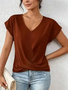 A fashionable solid color V-neck elegant casual short sleeved top for women, suitable for summer, daily commuting, travel, social parties and other occasions.