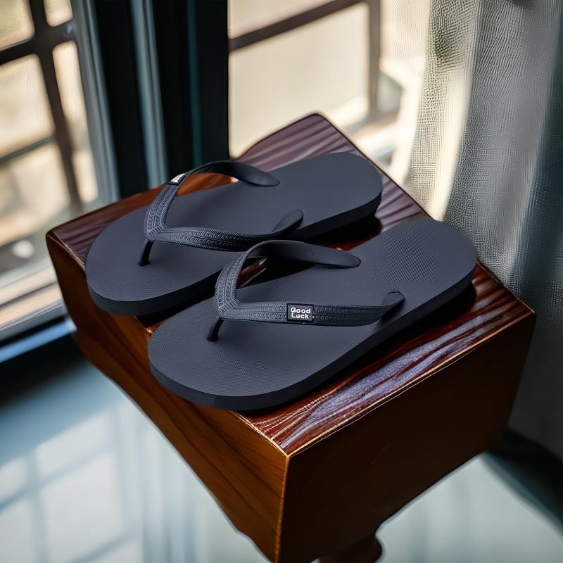 Men's Flip Flops Summer Casual Shoes Home Outdoor Dual-use Sandals Two-tone Sole Beach Shoes Non-slip Comfortable & Stylish