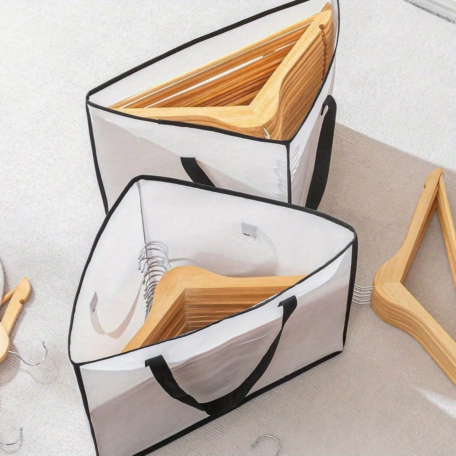 2/4Pcs Large‑Capacity Triangle Hanger Storage Bag, Space‑Saving Hanger Organizer Pouch for Home, Triangular Hanging Closet Storage Bag With Multi‑Compartments & Handles, Household Closet Arrangement Accessory