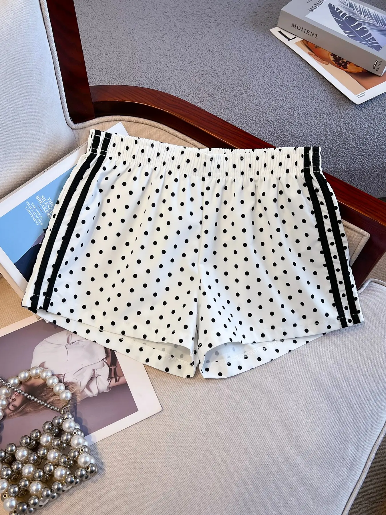 Millennium Retro Polka Dot Striped Shorts, elastic waist design, lightweight and breathable fabric, versatile casual shorts for home, outdoor, beach, and sports. Must-have shorts for light trendy fashion styling, Casual Fashion Bottoms