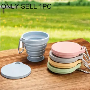 One-pack silicone collapsible water cup with hook, telescopic beverage cup, travel water bottle, portable, leak-proof, heat-resistant and easy to clean. Perfect for camping, beach, fishing, barbecue, home, office, travel and outdoor activities.