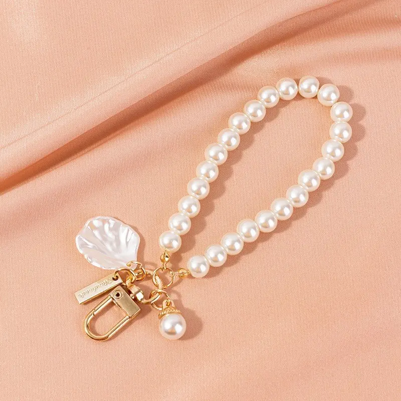 New Creative Pearl Pendant, Heart Keychain Bracelet Charm, Backpack Keychain Accessory, Trendy Small Jewelry, Fashionable Gift Idea