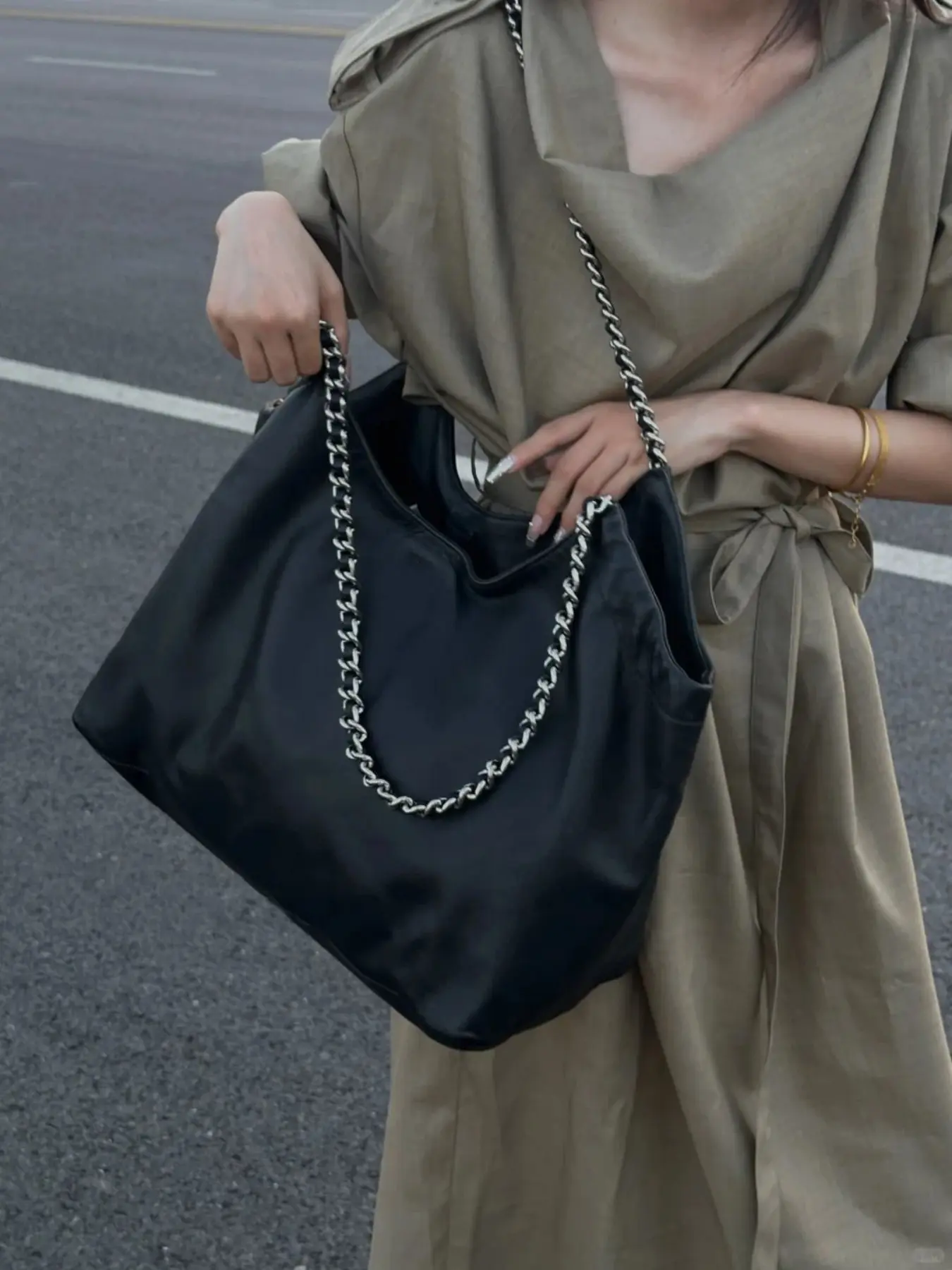 Fashionable Large Capacity Women's Tote Bag, Shoulder Bag, Chain Bag, Solid Color Minimalist Design, Ideal for Daily Use, Work, School, Shopping, Travel, Everyday Work Bag, Casual Shoulder Bag