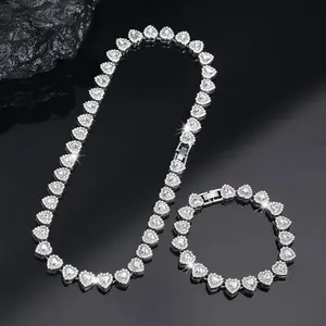 2-Pack Heart Cuban Link Chain Necklace Set, Hip Hop Gold Choker Jewelry for Women Teens Party Birthday Daily Wear Gift